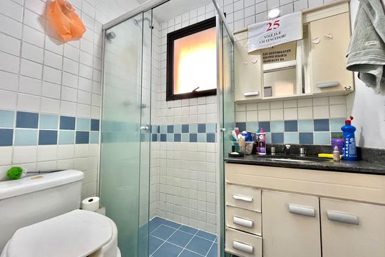 Banheiro Social de apartamento à venda com 1 quarto, 40m² em Vila da Saúde, São Paulo