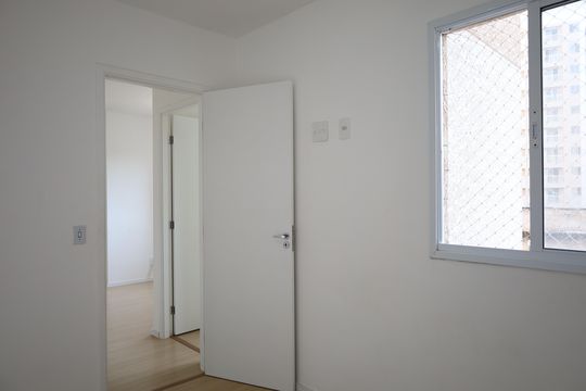 Apartamento para alugar com 2 quartos, 43m² em Vila Baby, São Paulo