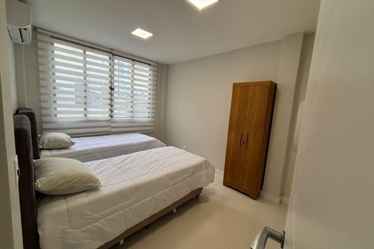 Quarto de apartamento para alugar com 3 quartos, 240m² em Botafogo, Rio de Janeiro