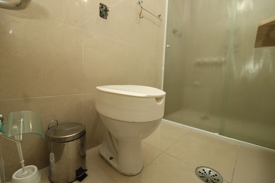 Banheiro da Suíte de apartamento à venda com 3 quartos, 105m² em Vila Monumento, São Paulo