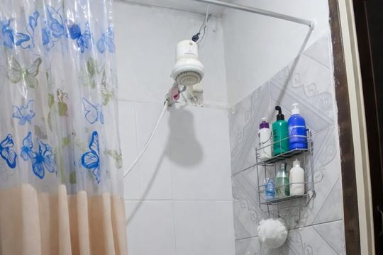 Banheiro de apartamento à venda com 1 quarto, 38m² em Itanhangá, Rio de Janeiro
