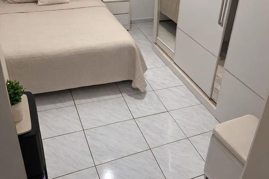 Quarto de apartamento à venda com 1 quarto, 38m² em Itanhangá, Rio de Janeiro