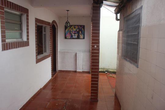 Quintal de casa à venda com 2 quartos, 210m² em Osvaldo Cruz, São Caetano do Sul