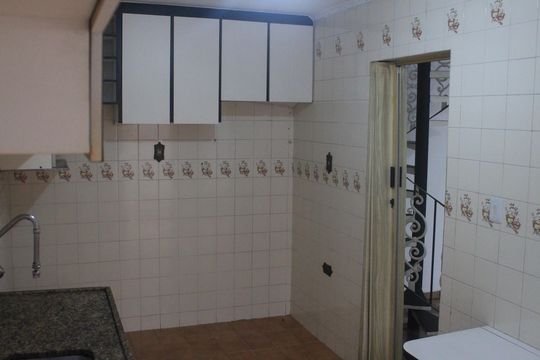 Cozinha de casa à venda com 2 quartos, 210m² em Osvaldo Cruz, São Caetano do Sul