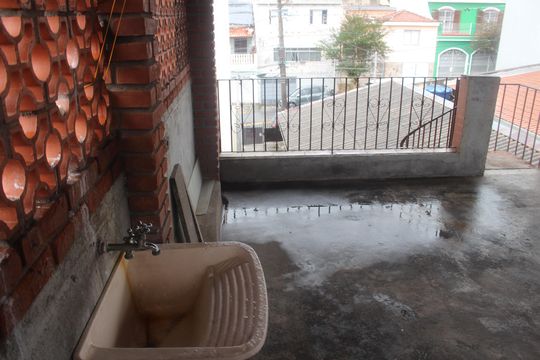 Área de Serviço de casa à venda com 2 quartos, 210m² em Osvaldo Cruz, São Caetano do Sul