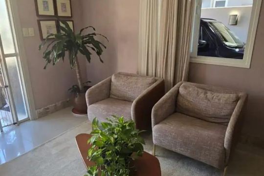 Sala de casa para alugar com 4 quartos, 419m² em Patamares, Salvador