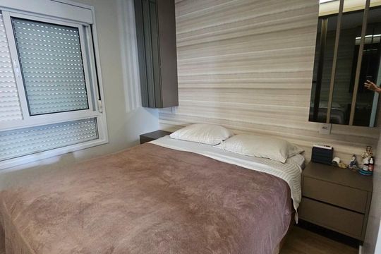 Quarto de apartamento à venda com 2 quartos, 85m² em Pinheiros, São Paulo
