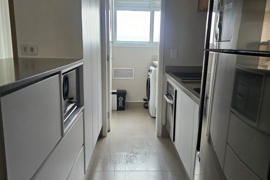 Cozinha de apartamento à venda com 2 quartos, 85m² em Pinheiros, São Paulo