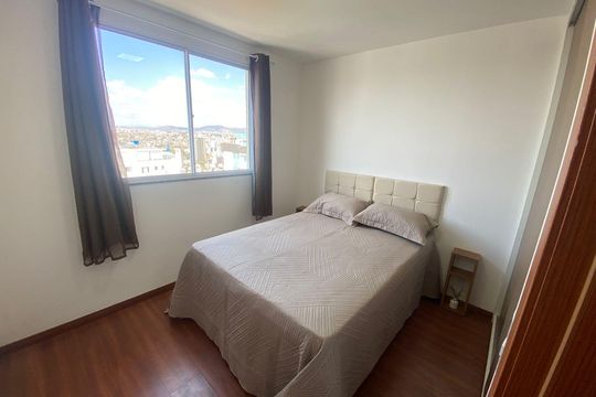 Quarto de apartamento para alugar com 2 quartos, 52m² em Palmares, Belo Horizonte