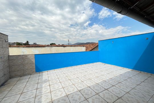 Terraço de casa para alugar com 3 quartos, 145m² em Osvaldo Cruz, Rio de Janeiro