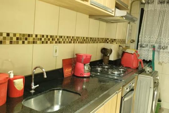 Cozinha de apartamento para alugar com 2 quartos, 50m² em Santa Cruz, Rio de Janeiro