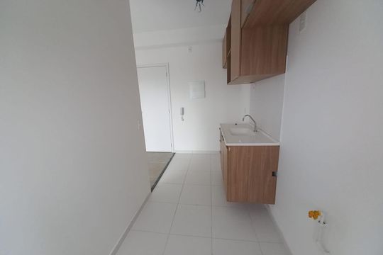 Cozinha de apartamento para alugar com 1 quarto, 40m² em Catiapoã, São Vicente