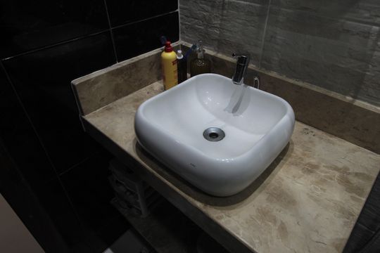 Banheiro Social de casa à venda com 3 quartos, 239m² em Planalto, Belo Horizonte