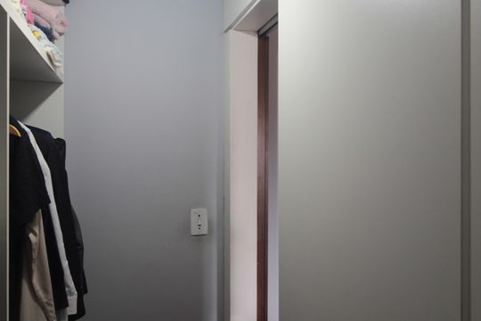 Closet da Suite de casa à venda com 3 quartos, 239m² em Planalto, Belo Horizonte