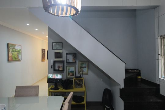 Cozinha de casa à venda com 3 quartos, 239m² em Planalto, Belo Horizonte