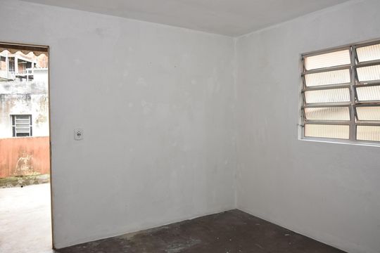 Casa para alugar com 1 quarto, 60m² em Parque Novo Santo Amaro, Embu das Artes