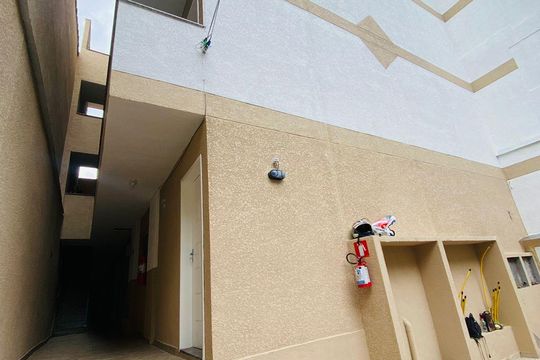 Área externa de apartamento para alugar com 2 quartos, 48m² em Jardim Iva, São Paulo