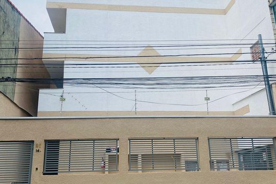 Fachada de apartamento para alugar com 2 quartos, 48m² em Jardim Iva, São Paulo