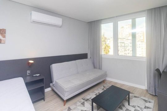 Studio  de kitnet/studio para alugar com 1 quarto, 27m² em Centro Histórico, Porto Alegre