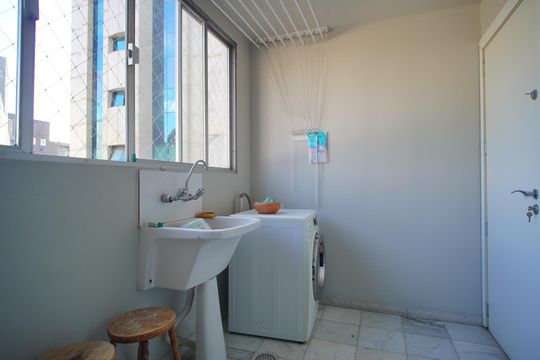 Área de Serviço de apartamento para alugar com 3 quartos, 170m² em Moinhos de Vento, Porto Alegre