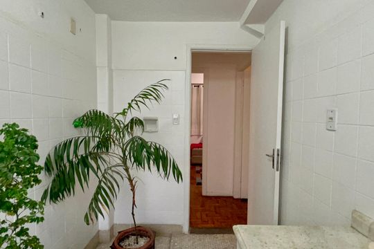 Banheiro de apartamento à venda com 3 quartos, 74m² em Pinheiros, São Paulo