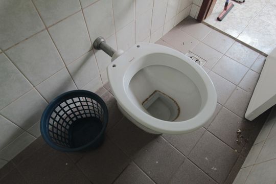 Banheiro de Serviço de apartamento à venda com 3 quartos, 68m² em Santa Branca, Belo Horizonte