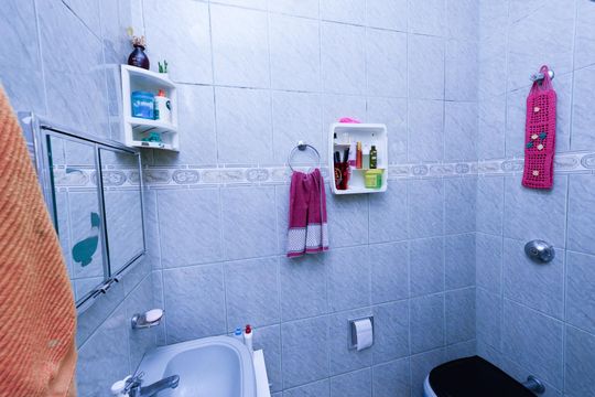 Banheiro de casa à venda com 1 quarto, 270m² em Novo Riacho, Contagem