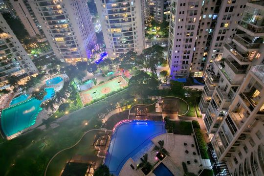 Vista da varanda de apartamento à venda com 2 quartos, 74m² em Barra da Tijuca, Rio de Janeiro