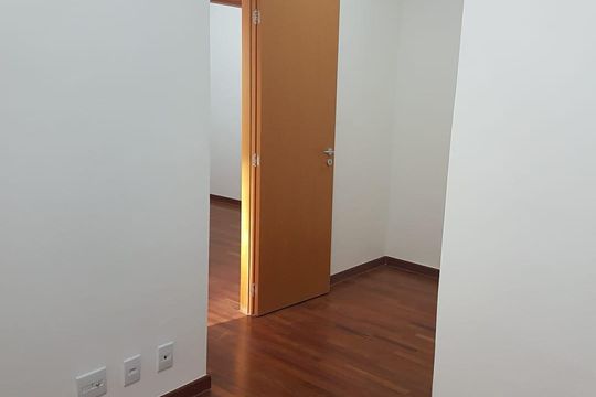 Sala de apartamento à venda com 3 quartos, 74m² em Quitaúna, Osasco