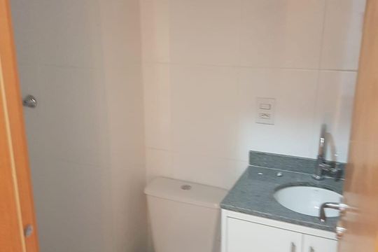 Banheiro de apartamento à venda com 3 quartos, 74m² em Quitaúna, Osasco
