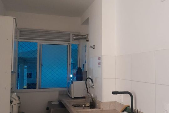 Cozinha de apartamento para alugar com 2 quartos, 47m² em Vila Cosmopolita, São Paulo