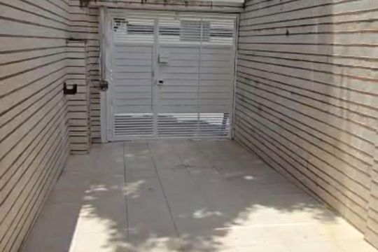 Área externa de casa à venda com 3 quartos, 73m² em Vila Nivi, São Paulo