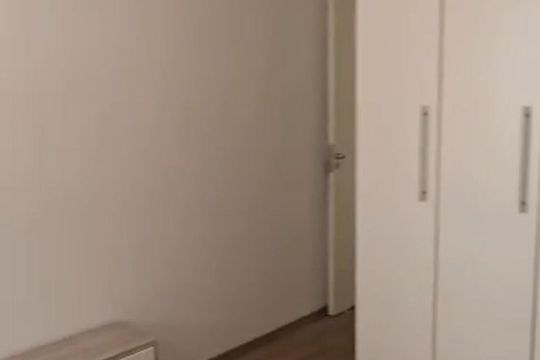 Quarto de casa à venda com 3 quartos, 73m² em Vila Nivi, São Paulo