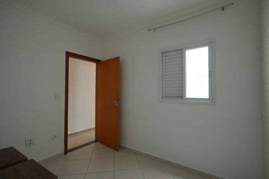 Quarto 1 de apartamento para alugar com 2 quartos, 56m² em Vila Alpina, Santo André
