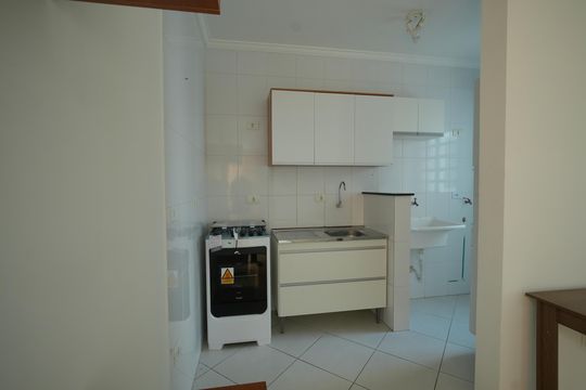 Cozinha de apartamento para alugar com 2 quartos, 56m² em Vila Alpina, Santo André