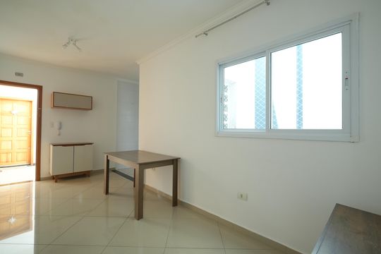 Sala de apartamento para alugar com 2 quartos, 56m² em Vila Alpina, Santo André