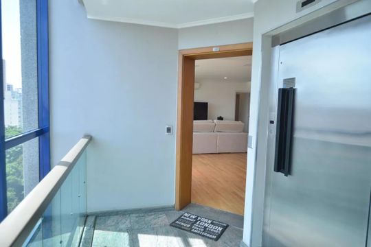 Apartamento à venda com 4 quartos, 191m² em Vila Valparaíso, Santo André