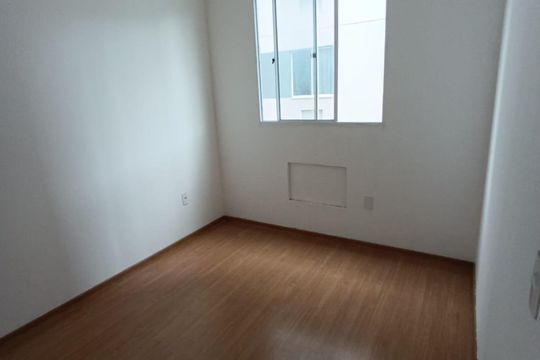 Quarto de apartamento para alugar com 2 quartos, 44m² em Santa Cruz, Rio de Janeiro