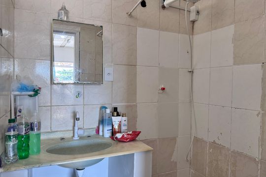 Banheiro Social de apartamento à venda com 2 quartos, 40m² em Recreio dos Bandeirantes, Rio de Janeiro
