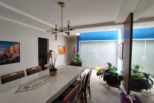 Casa à venda com 4 quartos, 379m² em Vila Mussolini, São Bernardo do Campo