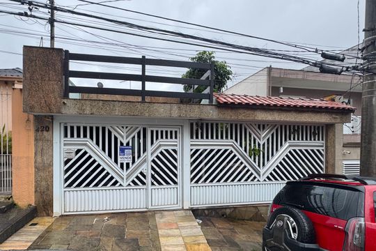 Fachada  de casa à venda com 3 quartos, 223m² em Planalto, São Bernardo do Campo