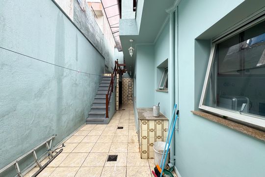 Quintal  de casa à venda com 3 quartos, 223m² em Planalto, São Bernardo do Campo