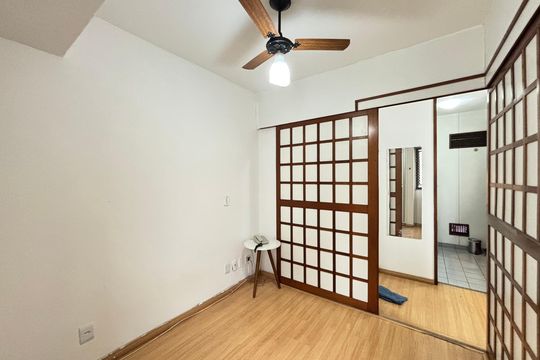 Quarto de apartamento à venda com 1 quarto, 35m² em Moema, São Paulo