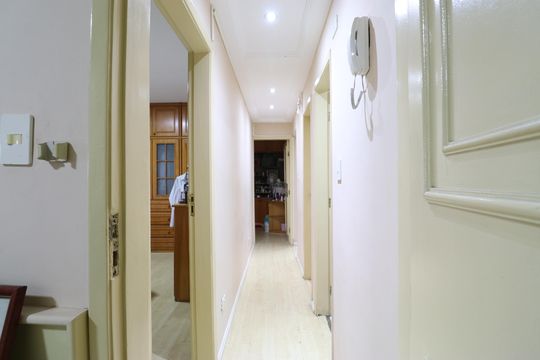 Corredor  de apartamento à venda com 3 quartos, 160m² em Bom Retiro, São Paulo
