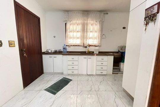 Cozinha de casa à venda com 4 quartos, 272m² em Adalgisa, São Paulo