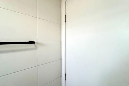Banheiro de apartamento à venda com 1 quarto, 47m² em Vila Galvão, Guarulhos