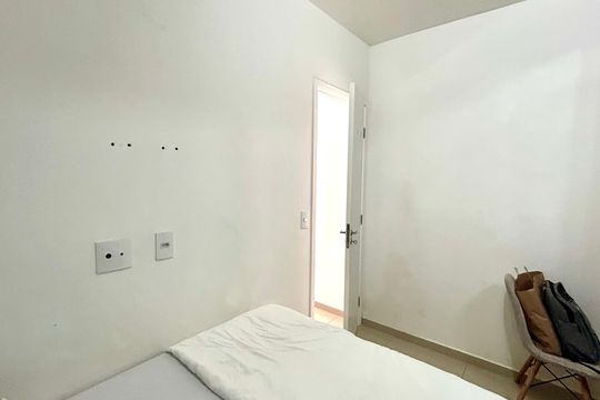 Quarto  de apartamento à venda com 1 quarto, 47m² em Vila Galvão, Guarulhos