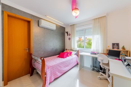 Quarto de apartamento à venda com 2 quartos, 82m² em São João, Porto Alegre