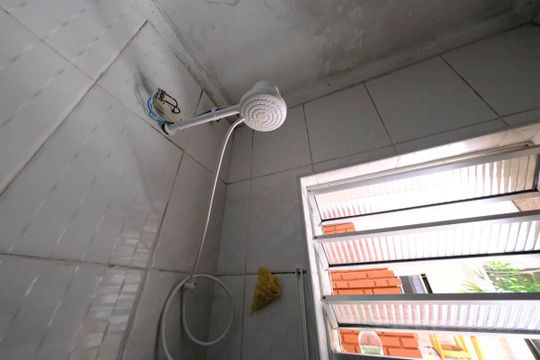 Banheiro Social de casa à venda com 3 quartos, 138m² em Jardim Três Marias, São Paulo