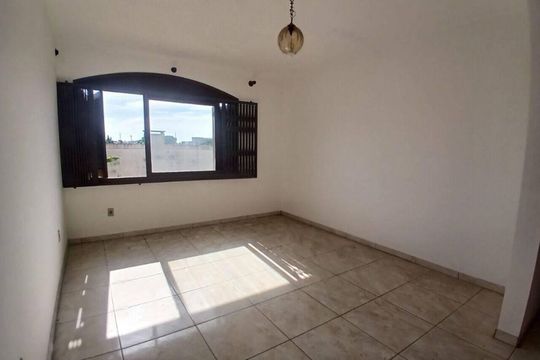 Casa para alugar com 3 quartos, 280m² em Sarandi, Porto Alegre